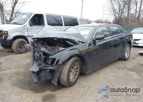 2012 Chrysler 300 z USA, uszkodzony, nr VIN 2C3CCAAG2CH107156